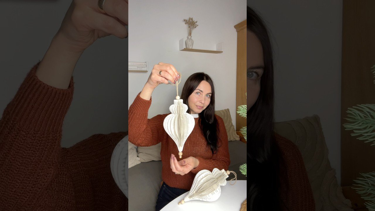 YouTube thumbnail chmWIb3XEic